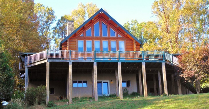 Blue Ridge Mountain Homes: Lodgepole Pine Log Cabin 