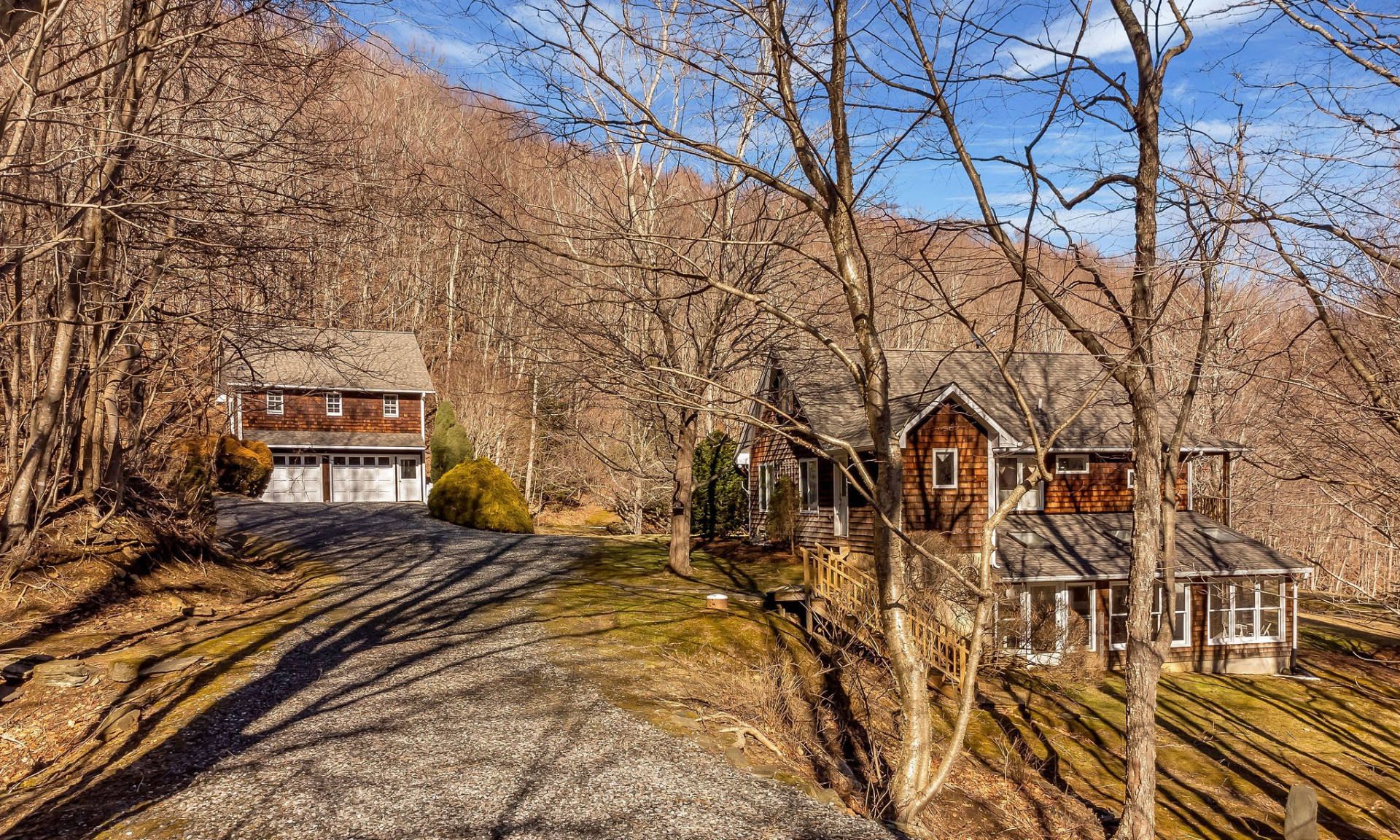 Blue Ridge Mountain Cottage with Acreage and Guesthouse