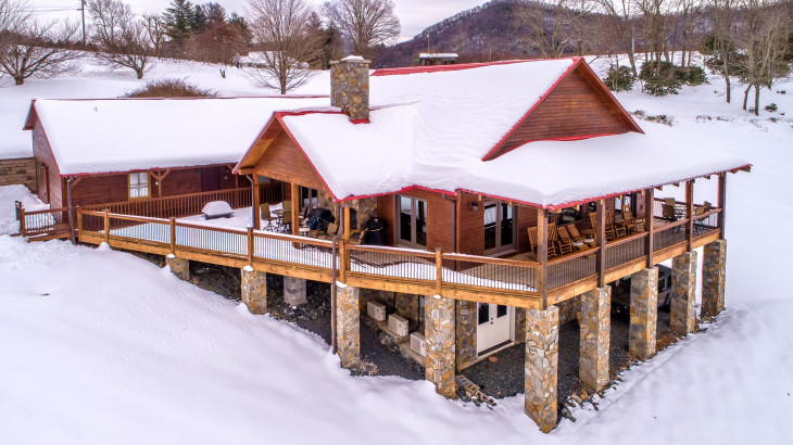 One-of-a-Kind Riverfront Retreat in the North Carolina Blue Ridge Mountain Home