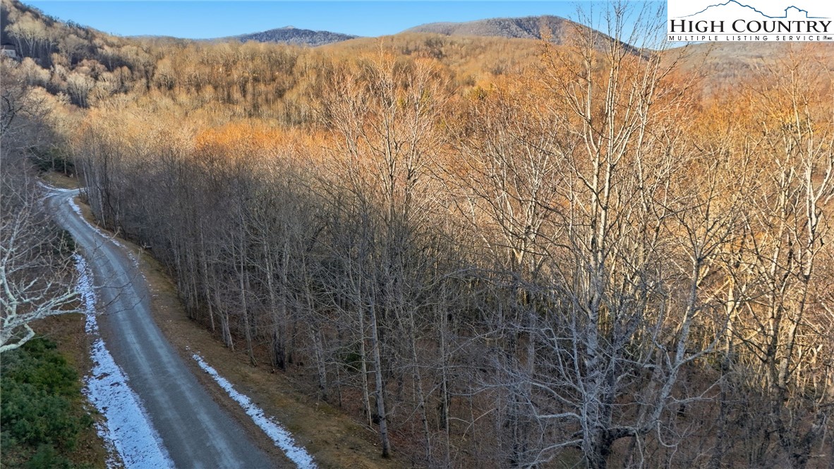 1 Creek Crossing Road Road