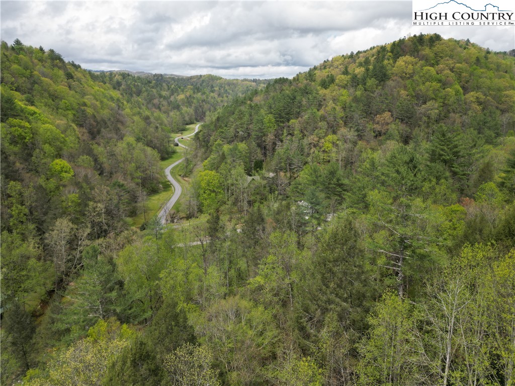 10 Cabin Ridge Road