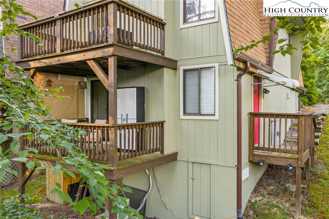 102 Hemlock Hill Drive Unit C