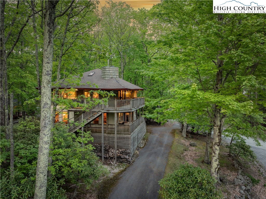 102 Rhododendron Drive