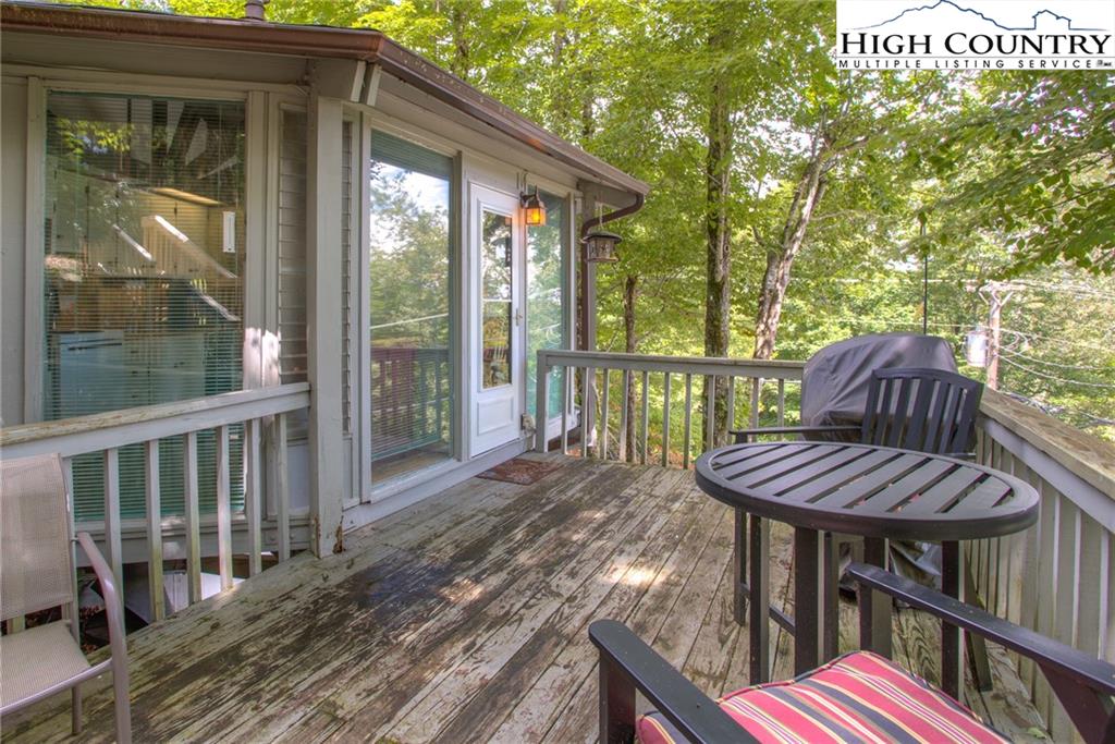 MLS 224292 103 Fawn Lane, Beech Mountain, NC 28604