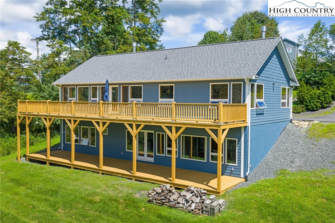 1030 Raven Rock Drive