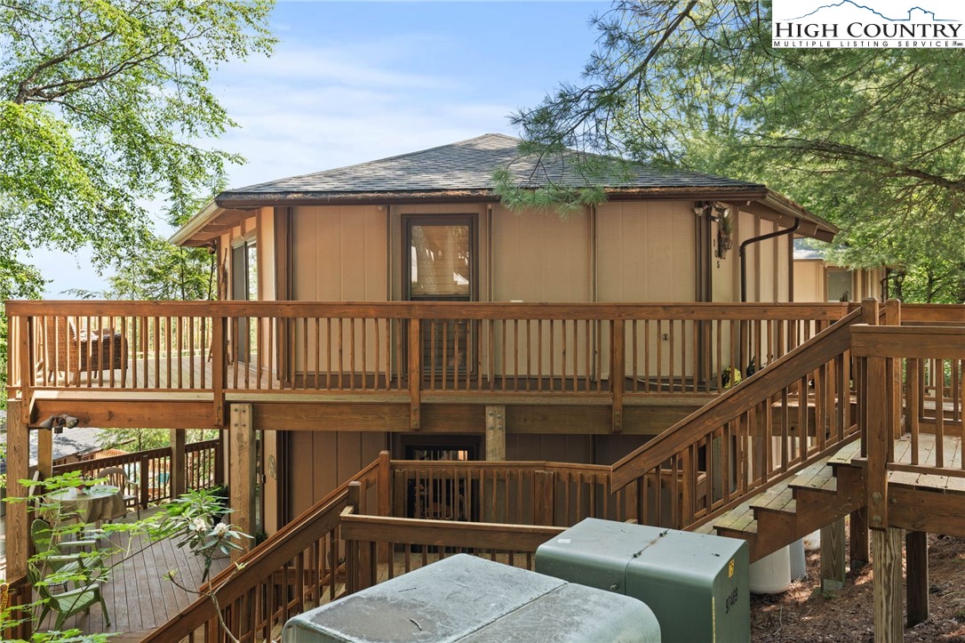 105 Hornbeam Road B4