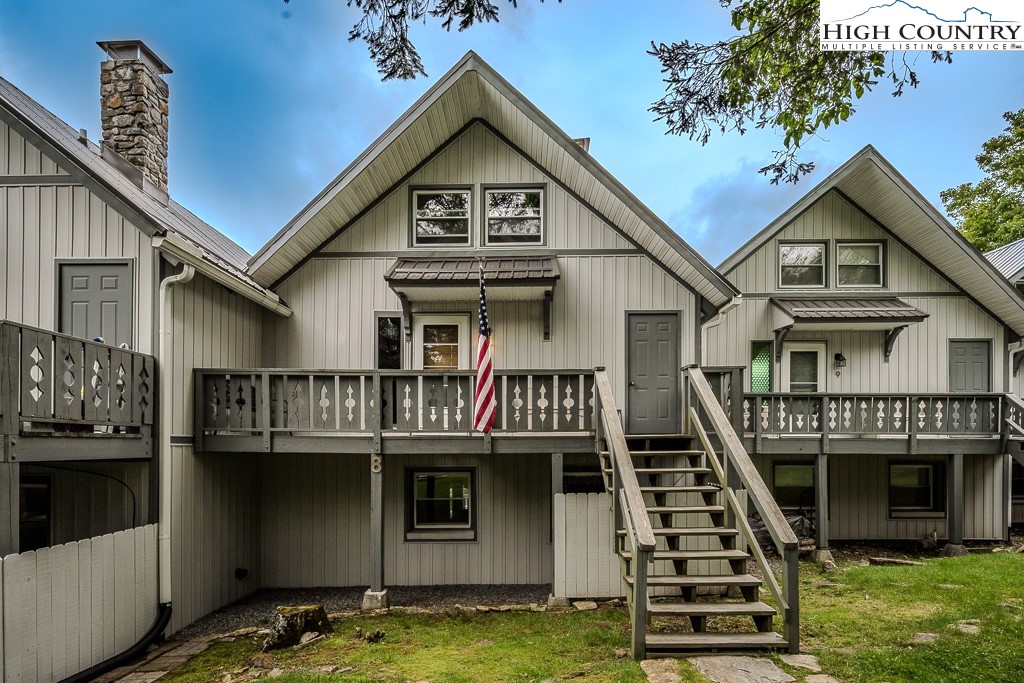 105 N Pinnacle Ridge Road 8