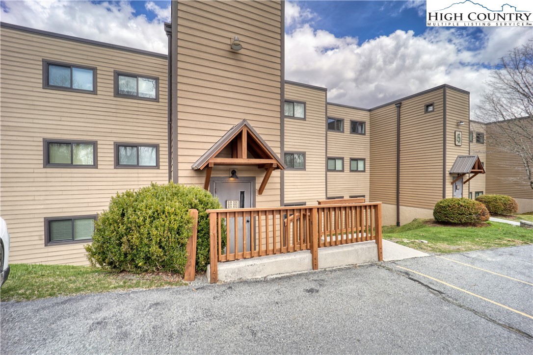 105 Sugar Ski Drive 512