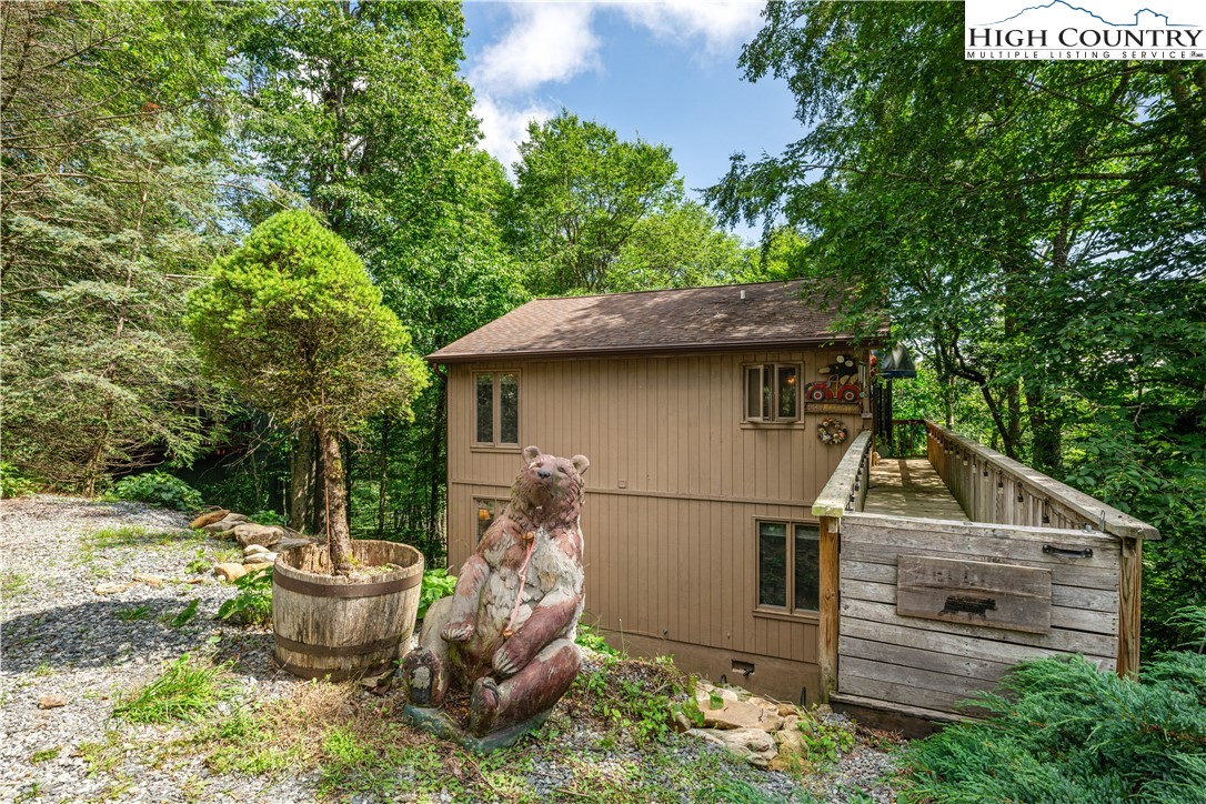 106 Village Road