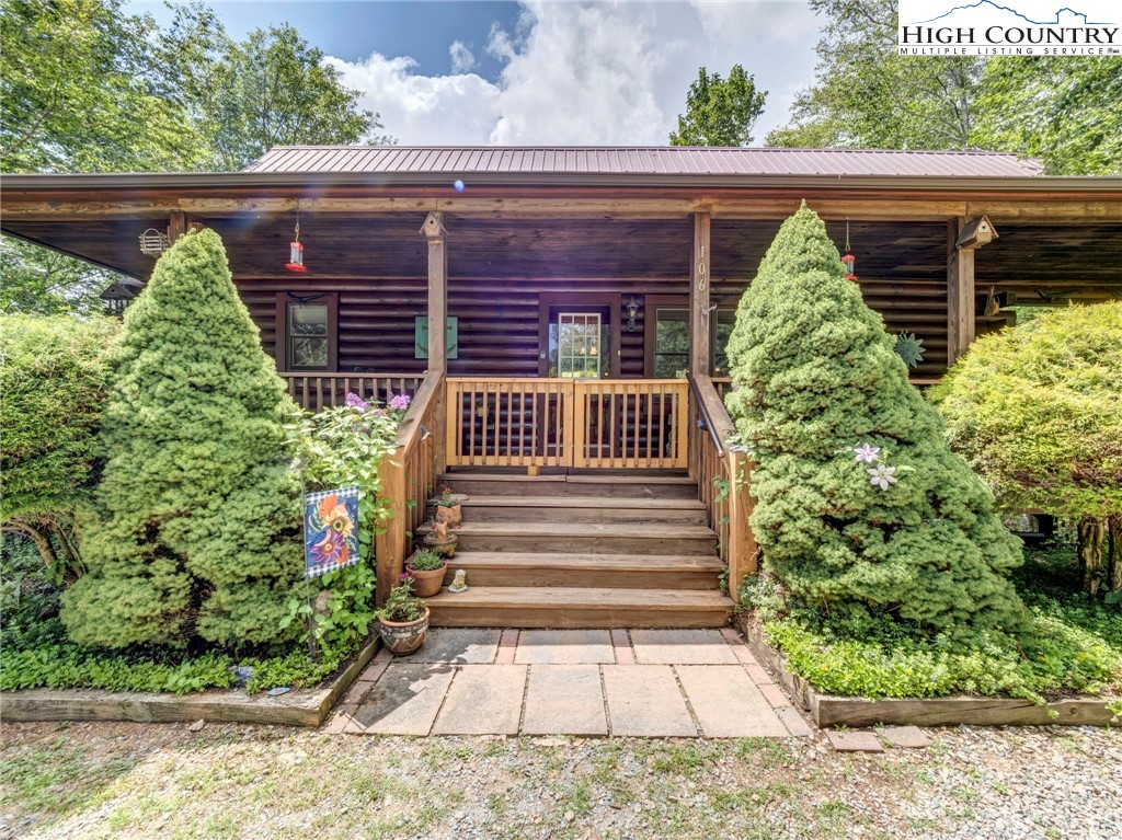 106 Vixen Den Drive