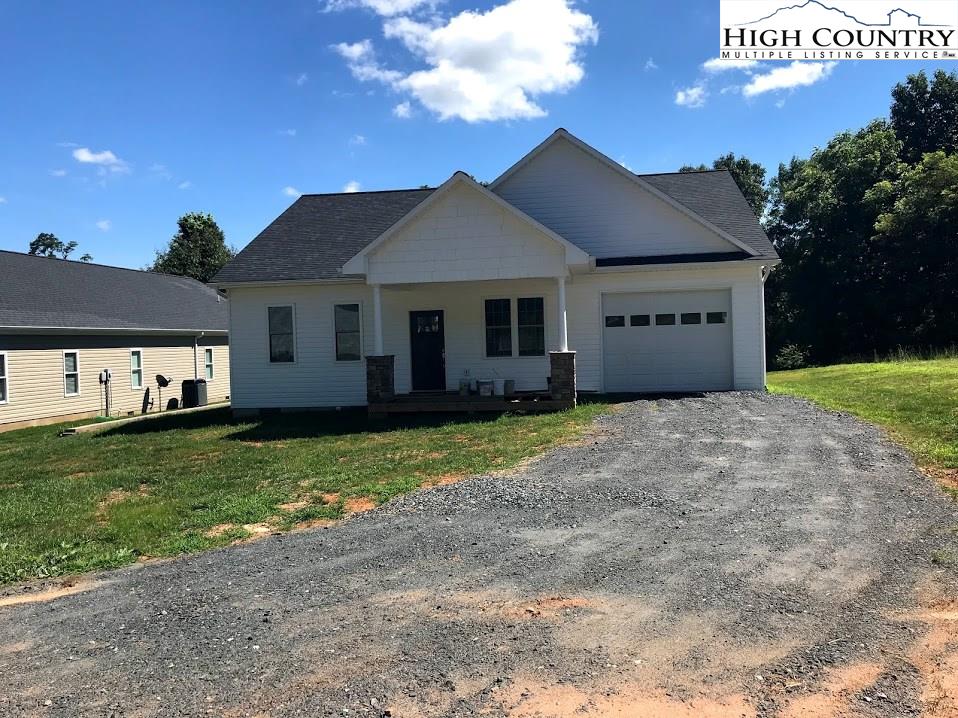 MLS 213543 107 Ridgeline Drive, West Jefferson, NC 28694