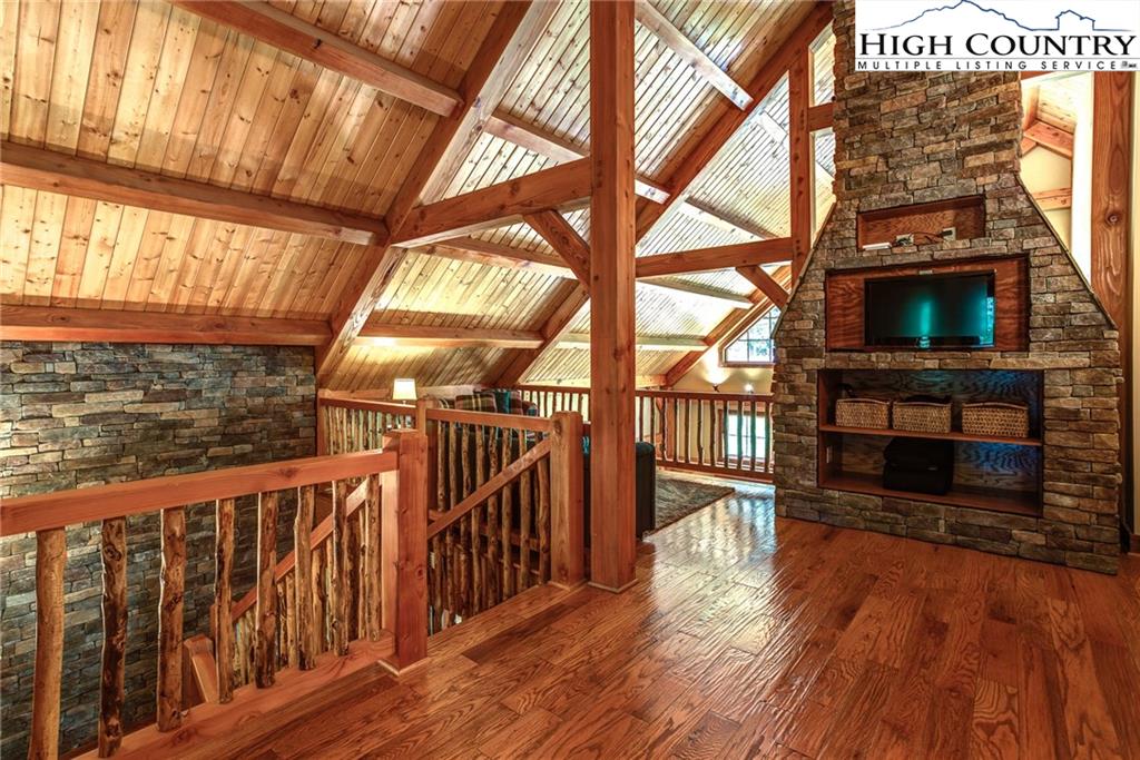 MLS 223969 108 Hendrickson Lane, Boone, NC 28607