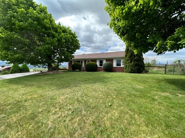 1083 Comers Rock Rd. Road