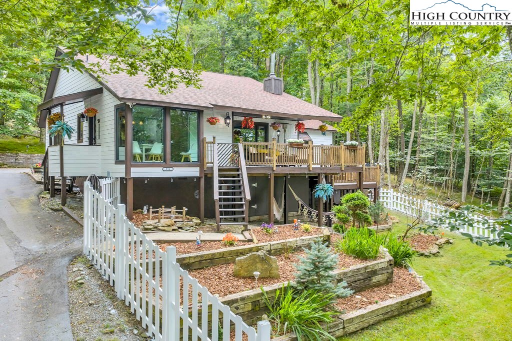 111 Wintergreen Way Road