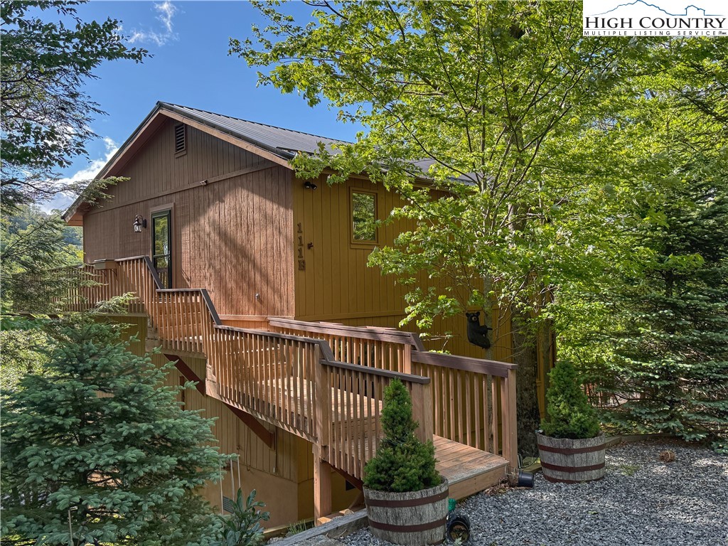 111B Charter Hills Road