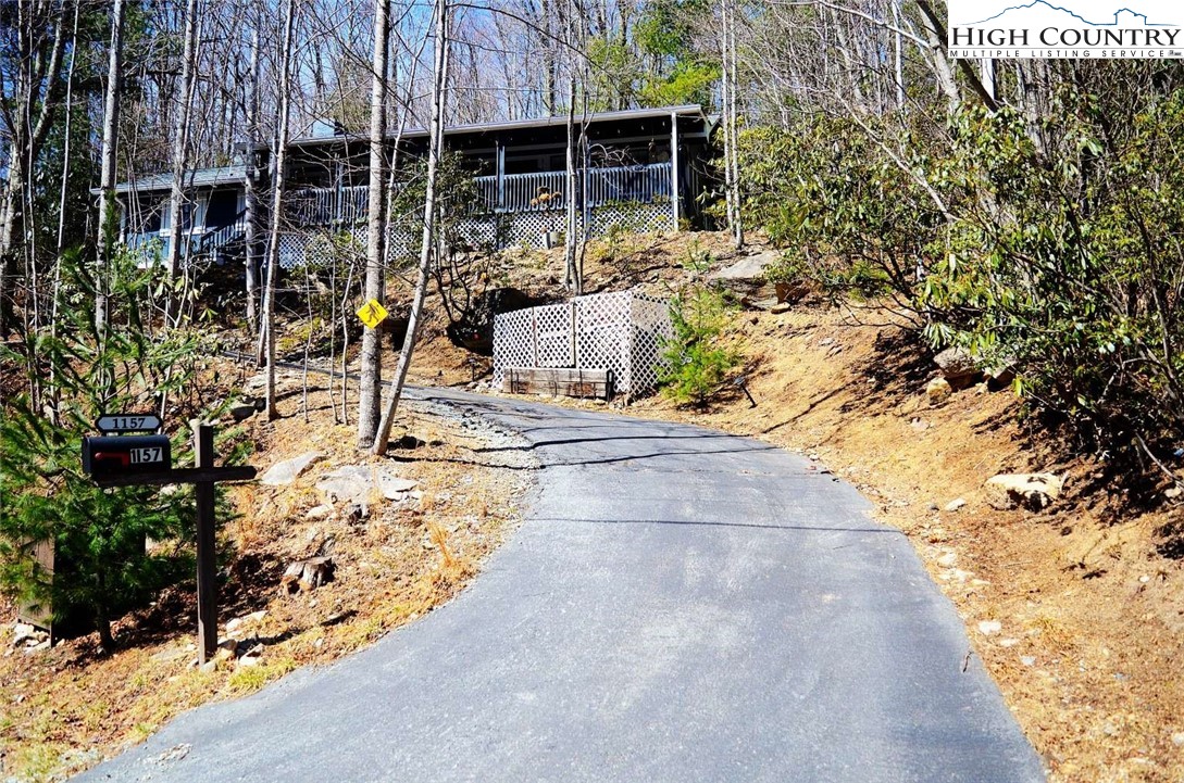 1157 Pine Ridge Road