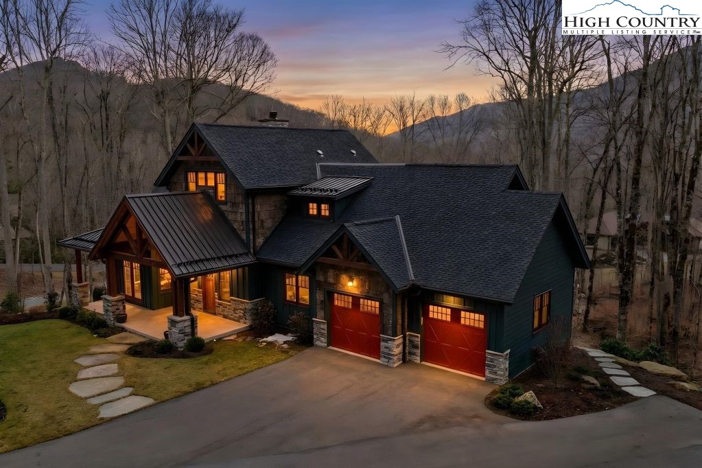 1205 Cranberry Trail