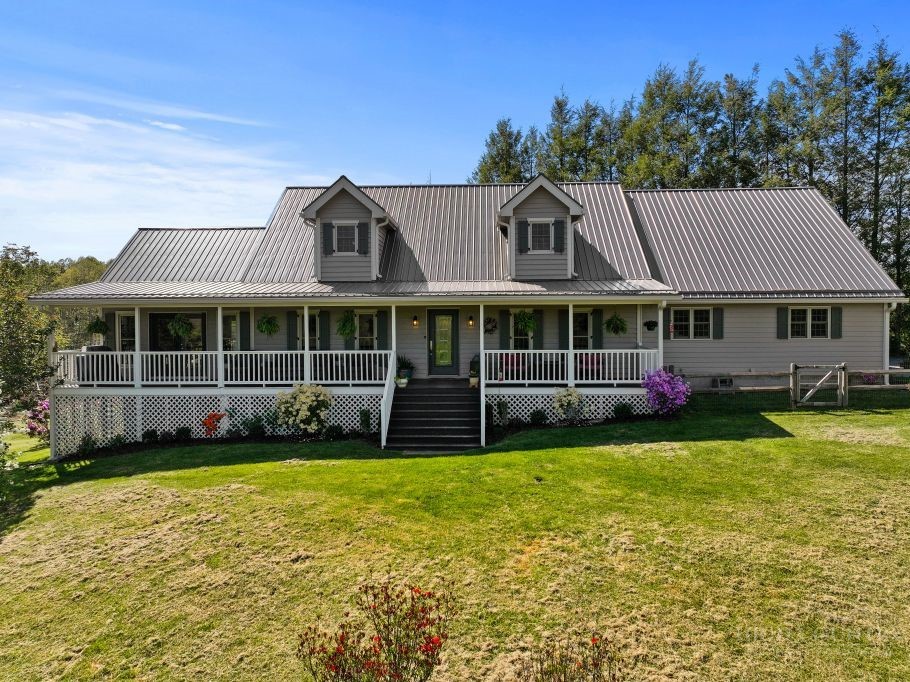 121 Shady Oaks Lane