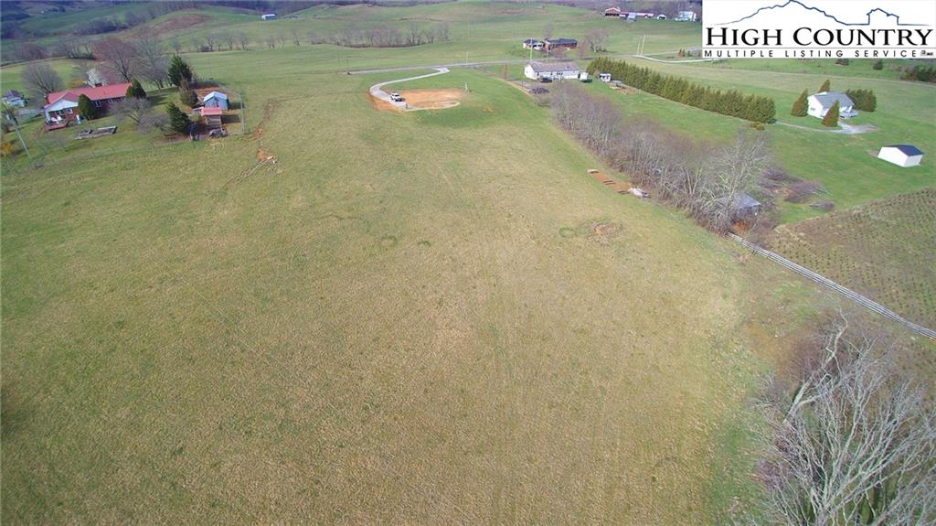 MLS 220964 1260 Comers Rock Road, Elk Creek, VA 24326