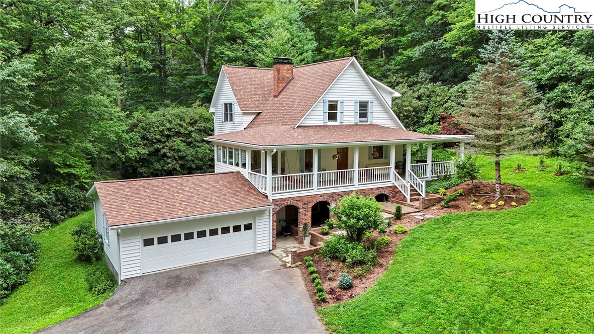 127 Boulder Lane