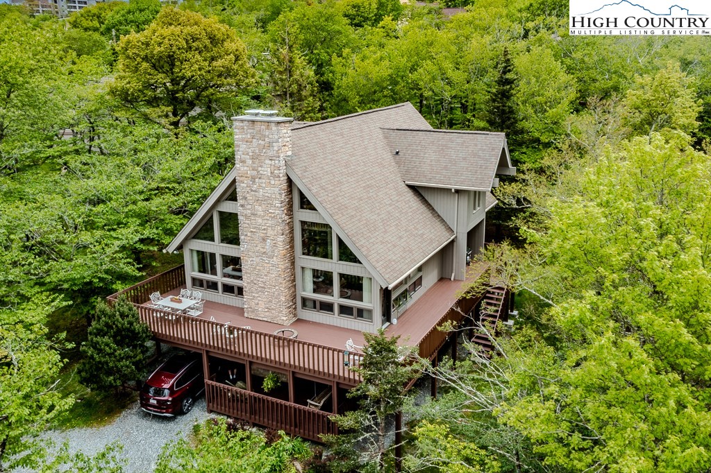 130 Skiway Circle