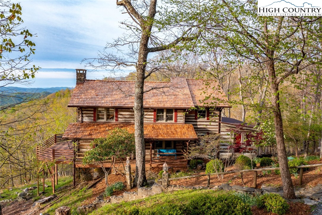 1303 Homestead Road