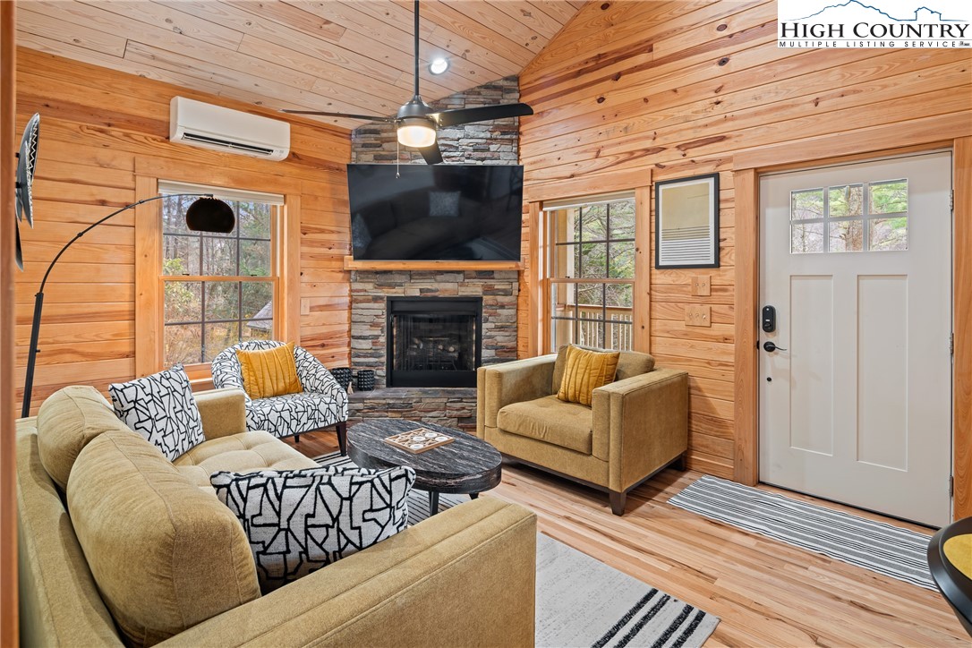 1333 Park Vista Road