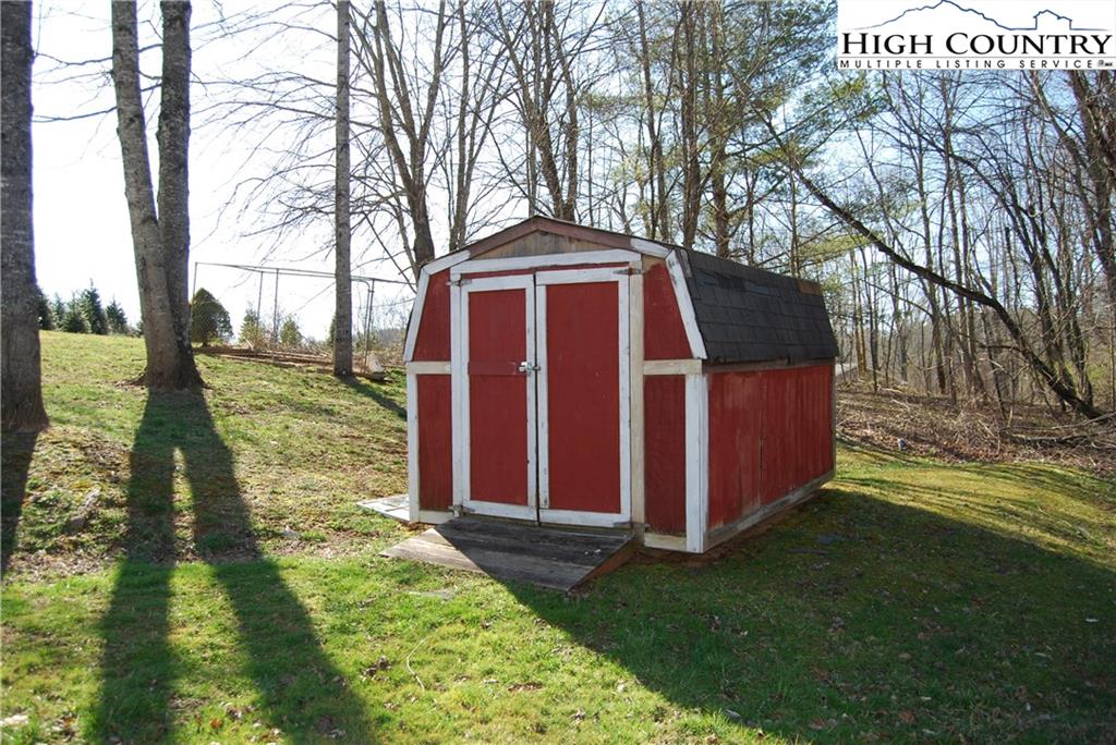 MLS 220790 134 Walnut Ridge Road, Sparta, NC 28675