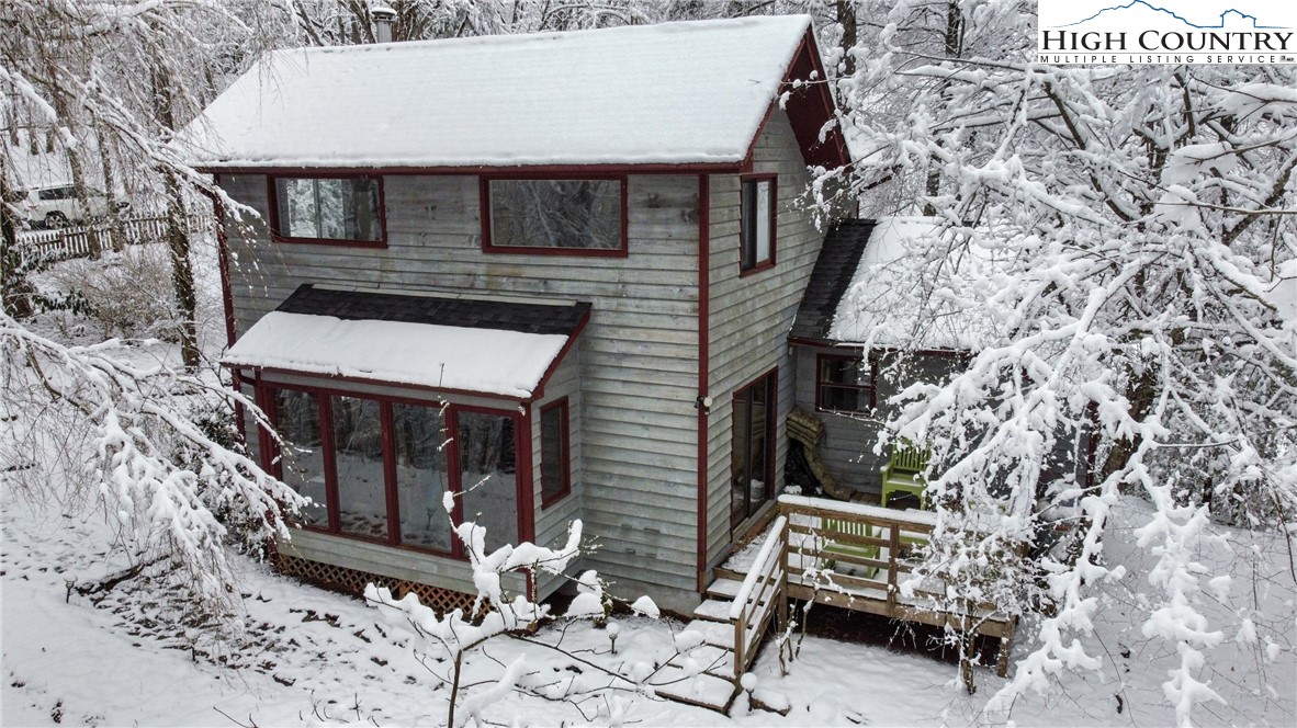 1355 N Pine Run Road