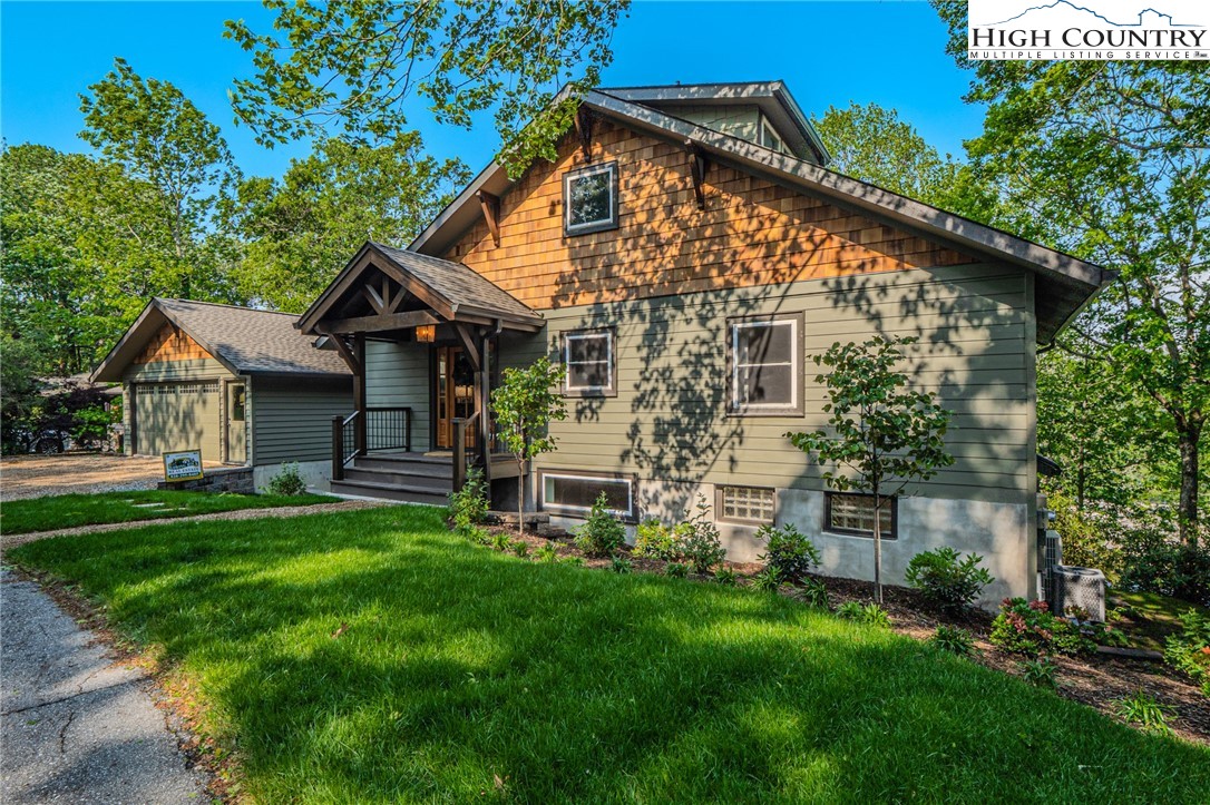 136 Ridgecrest Lane