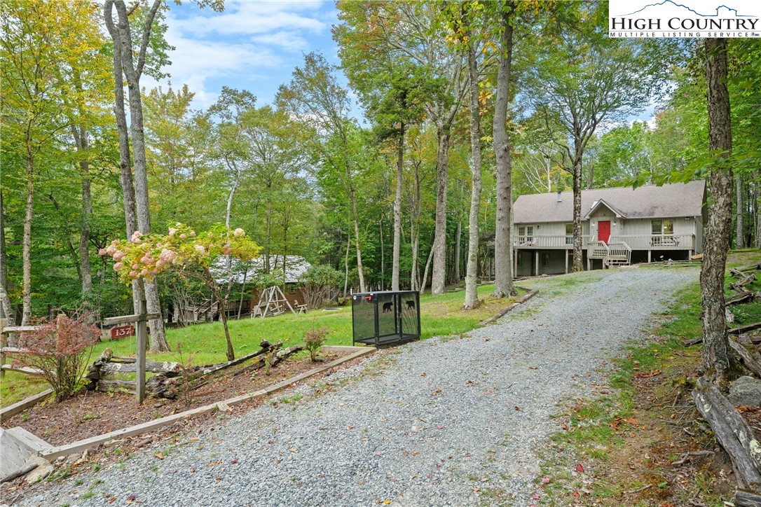 137 Staghorn Hollow Road