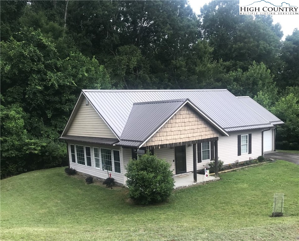 138 Forest Oak Lane