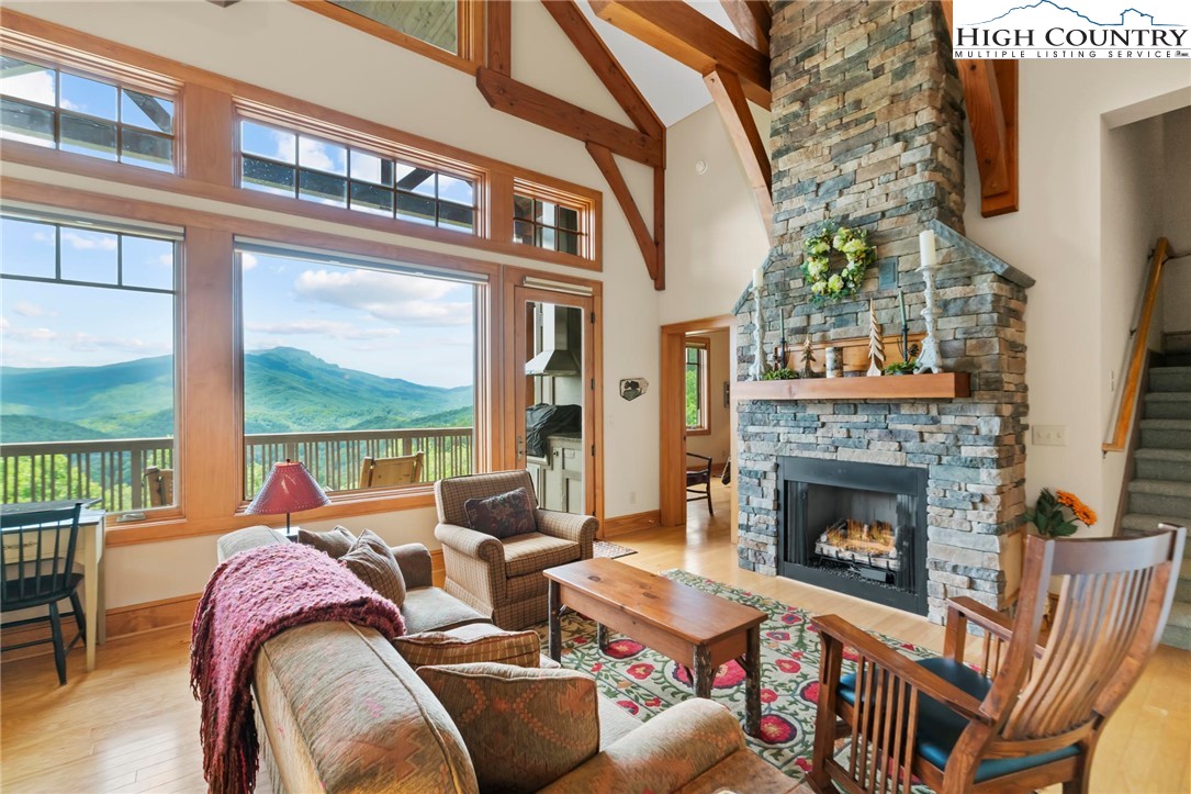 142 Evening View Lane CA-7