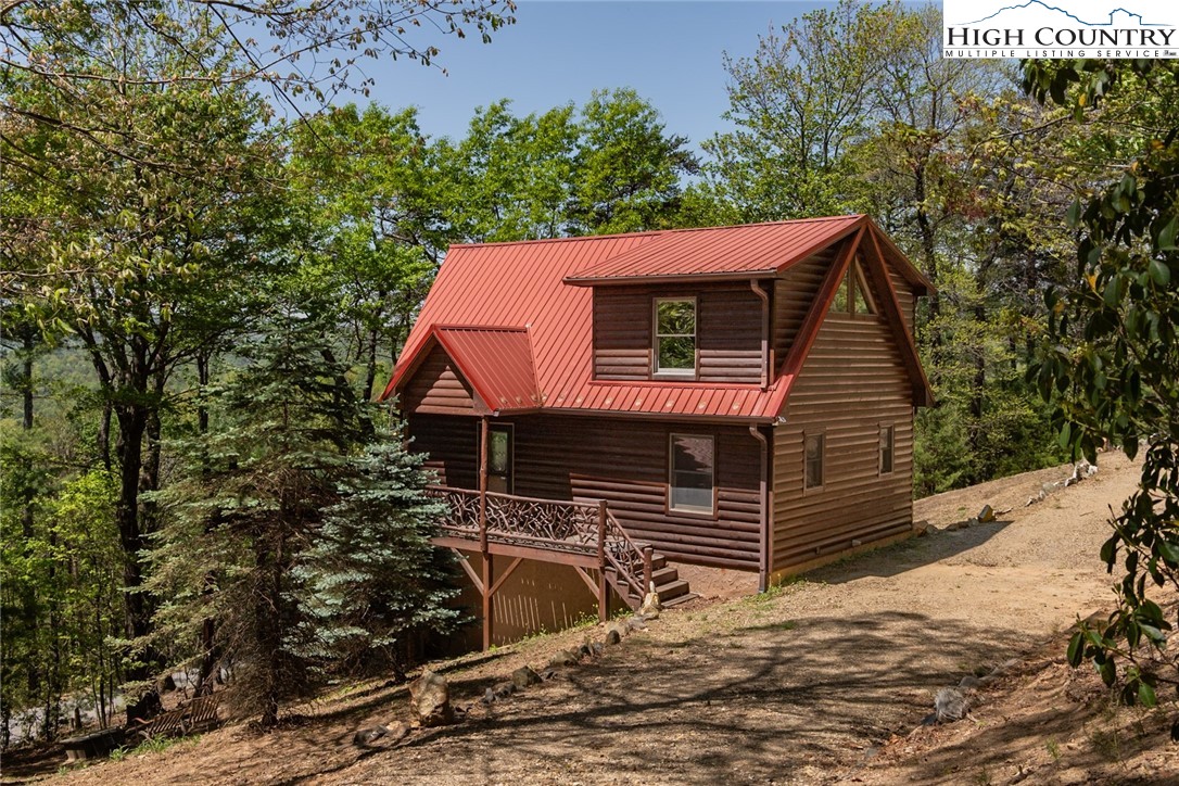 142 Fawn Lane