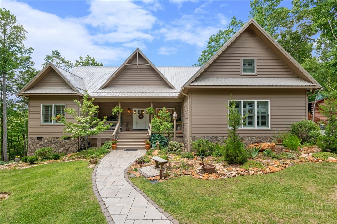 142 Highland Cove