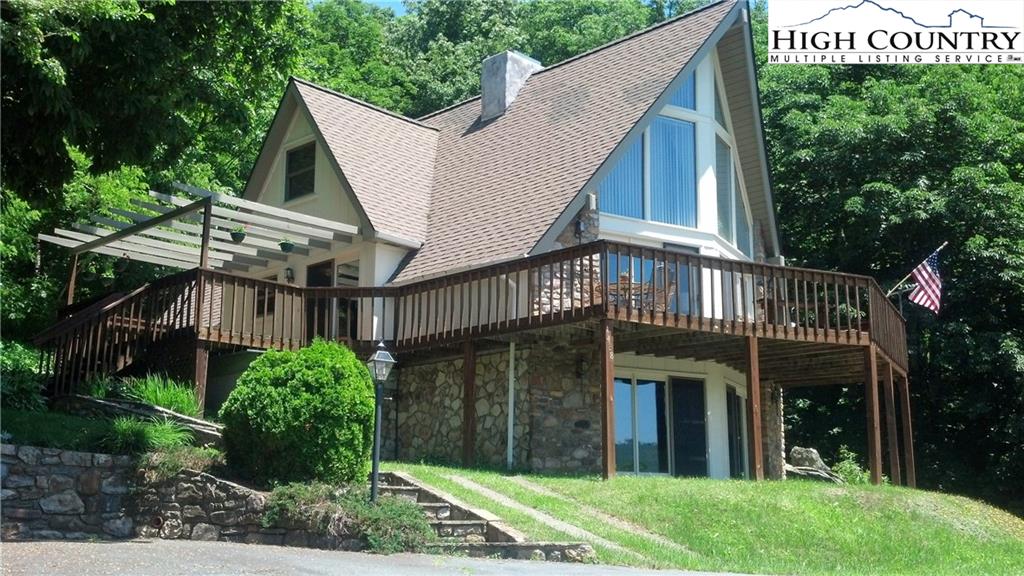 MLS 231543 1438 Skyland Drive, Seven Devils, NC 28604