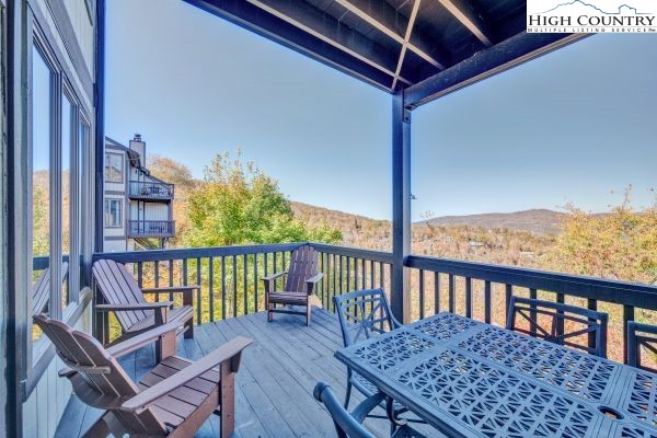 144 Skyleaf Lane 703