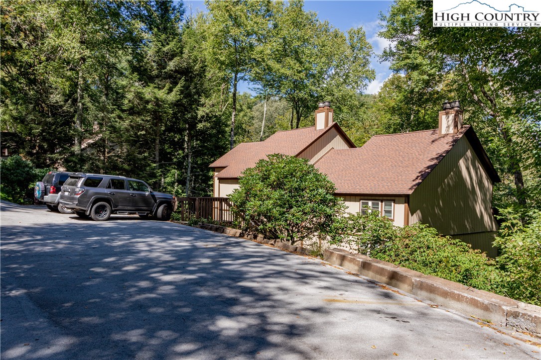 1443 Sugar Mountain Drive E28