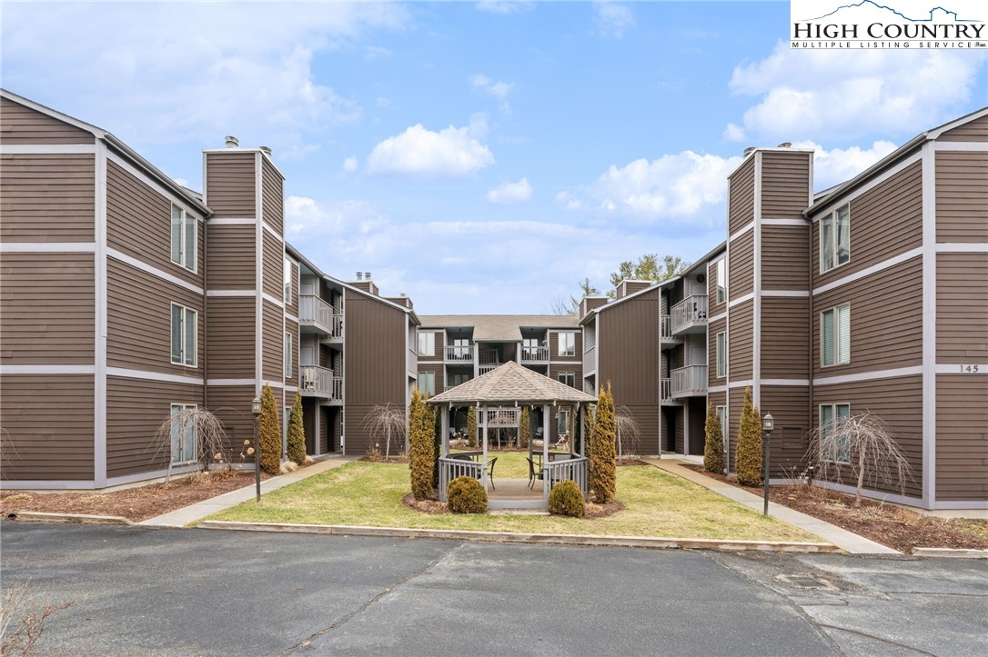 145 Royal Oaks Drive 332