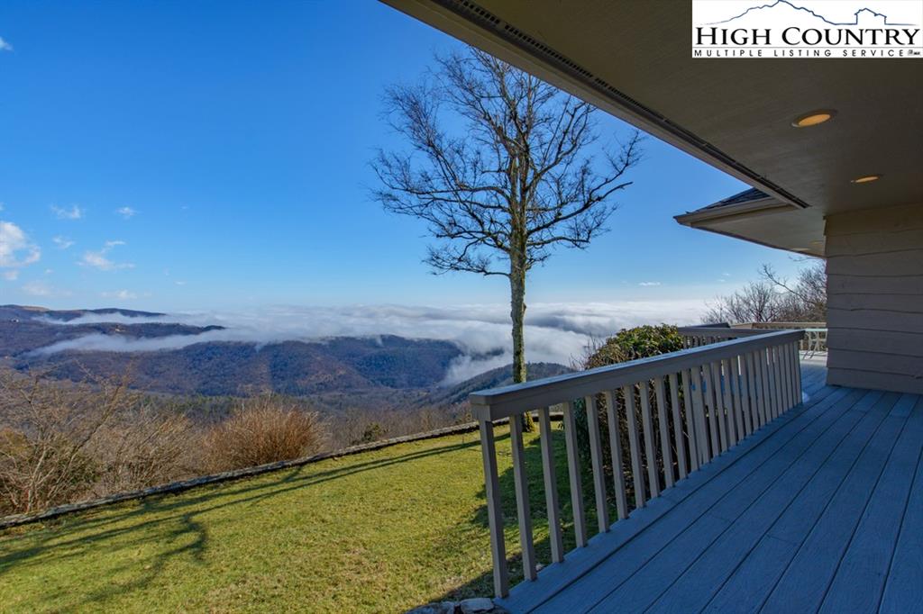 MLS 228060 1476 Green Hill Road, Blowing Rock, NC 28605