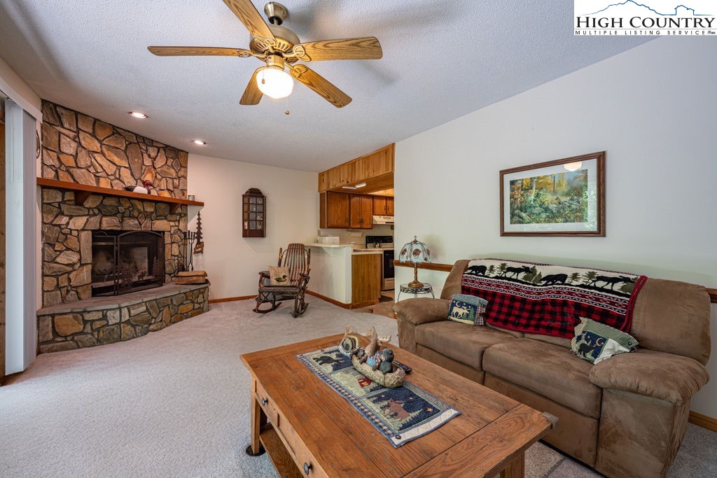 148 Hanging Rock Villas 111
