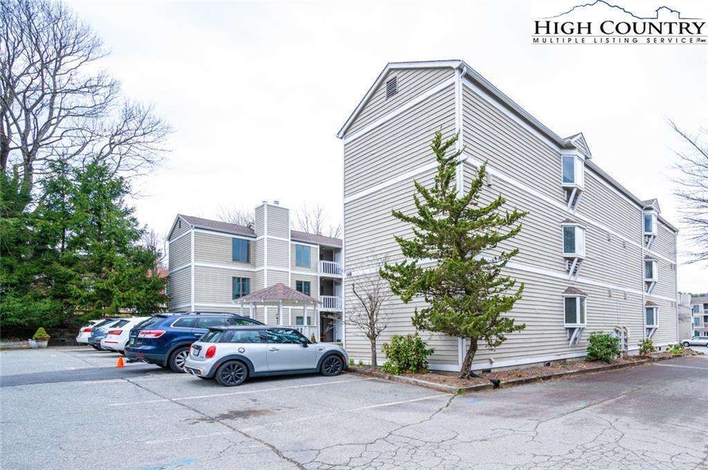 MLS 221010 148 Royal Oaks Drive 224, Blowing Rock, NC 28605
