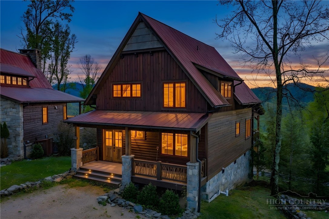15 Eagle Village Circle
