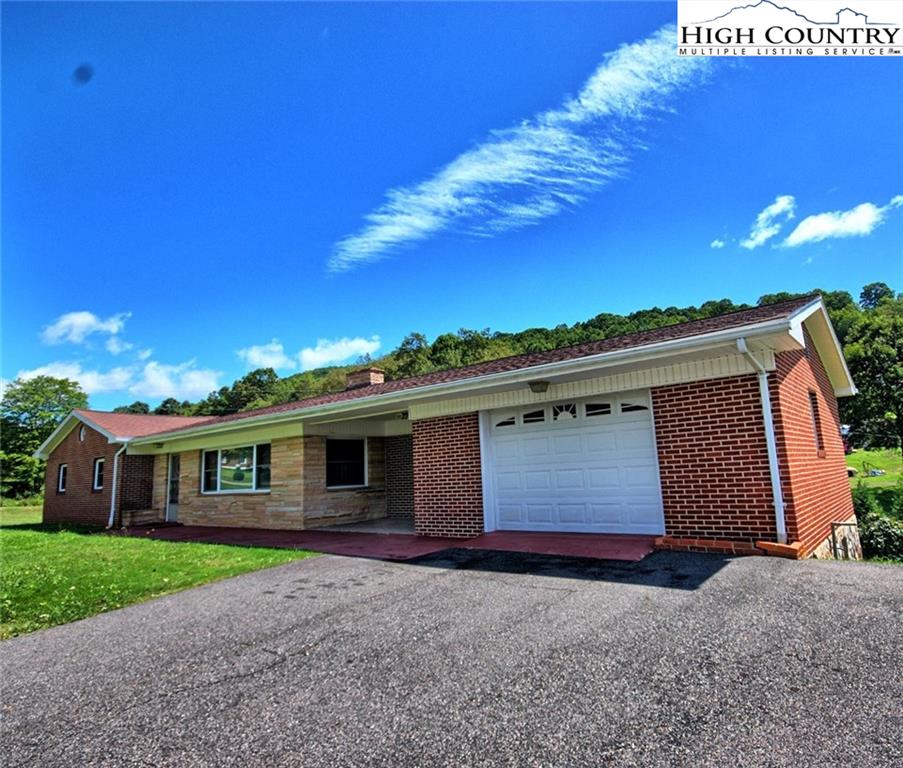 MLS 217377 1538 Old Hwy 16, Jefferson, NC 28640