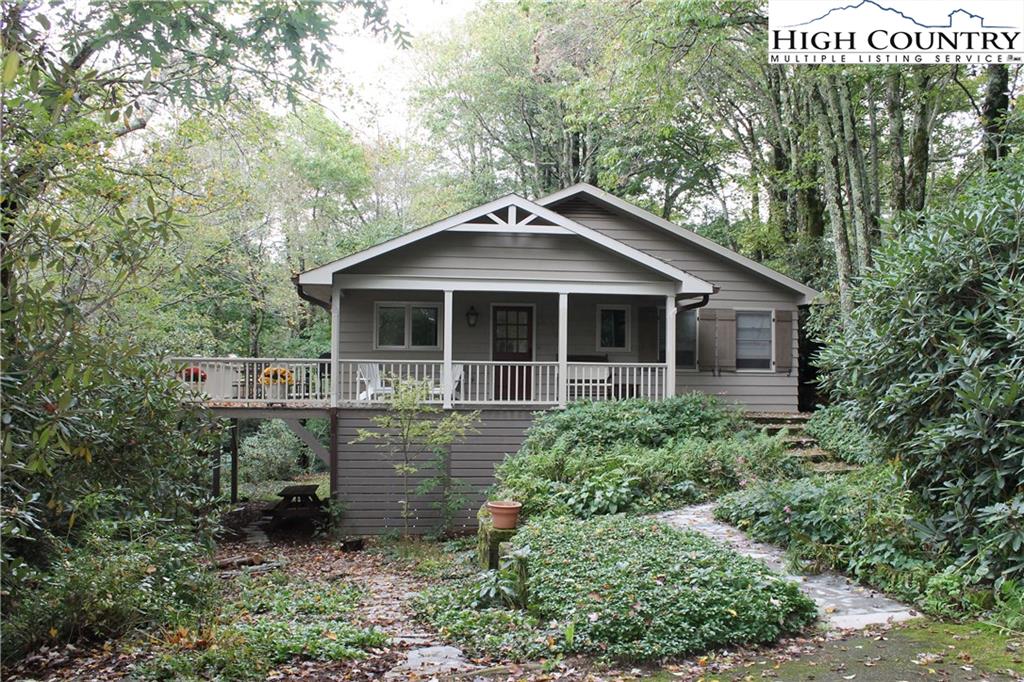 MLS 212715 155 Rickard Drive, Blowing Rock, NC 28605