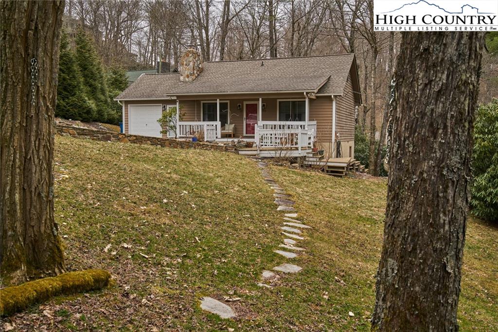 MLS 228812 156 Underhill Lane, Blowing Rock, NC 28605
