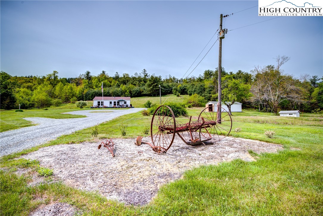 15872 NC Hwy 18 South