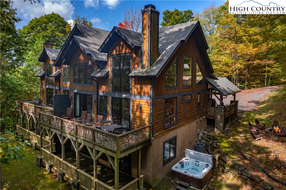 161 Hump View Trail