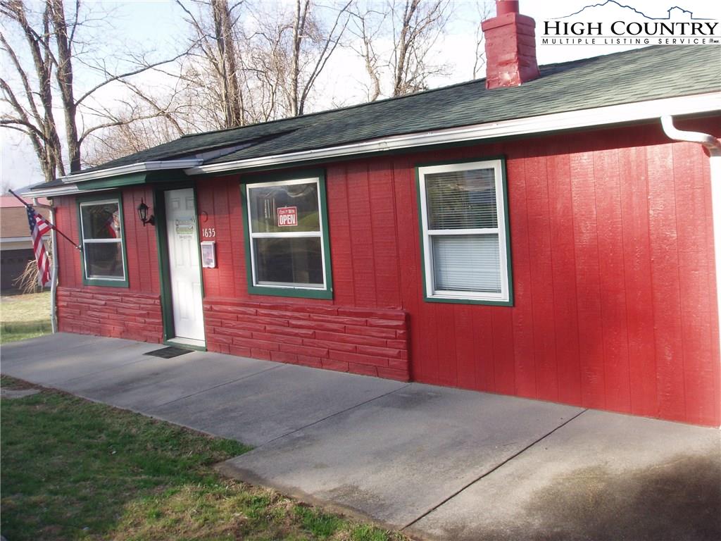 MLS 212548 1635 US Hwy 21 South Highway, Sparta, NC 28675