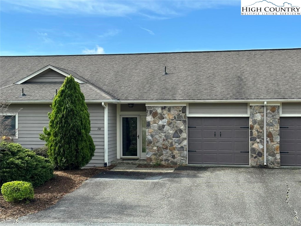 166 Fairway View Place B2